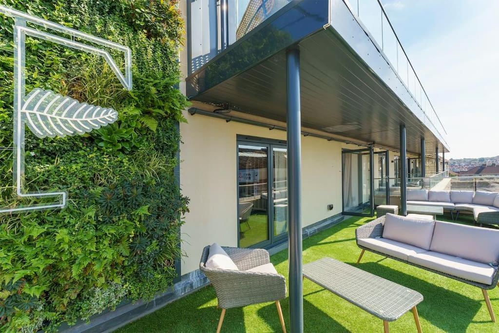 Darlington - 2 Bedroom Luxury Apartment By Mint Stays Bristol Buitenkant foto