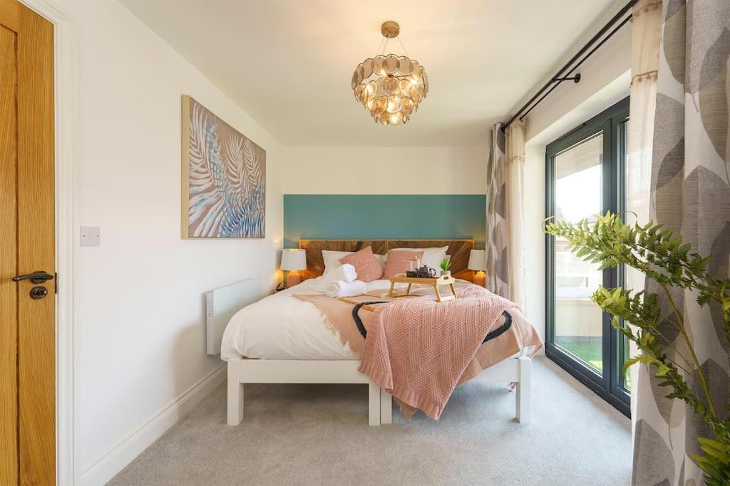 Darlington - 2 Bedroom Luxury Apartment By Mint Stays Bristol Buitenkant foto